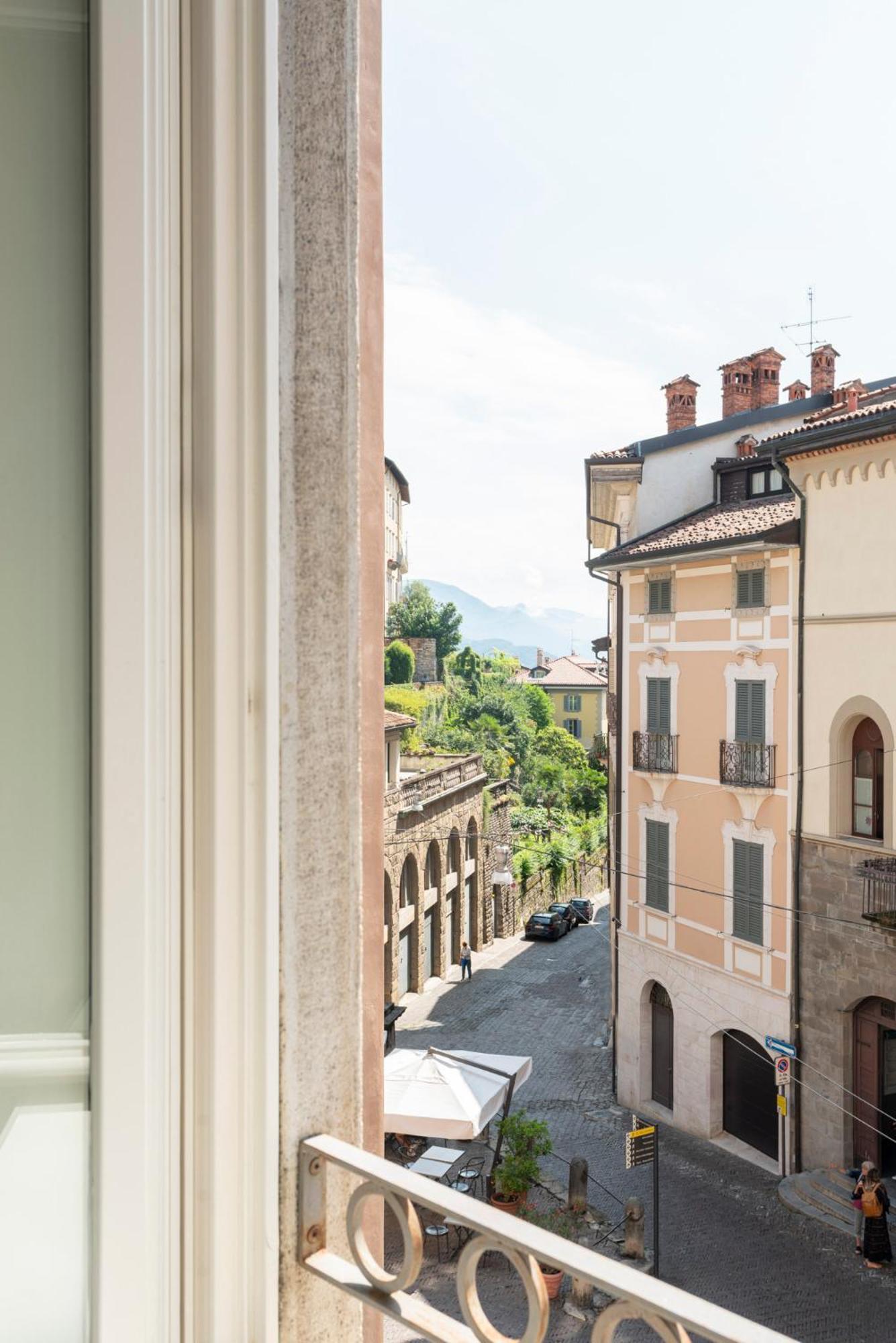 Hotel Casa Di Sofia Citta Alta Bergamo Exterior foto